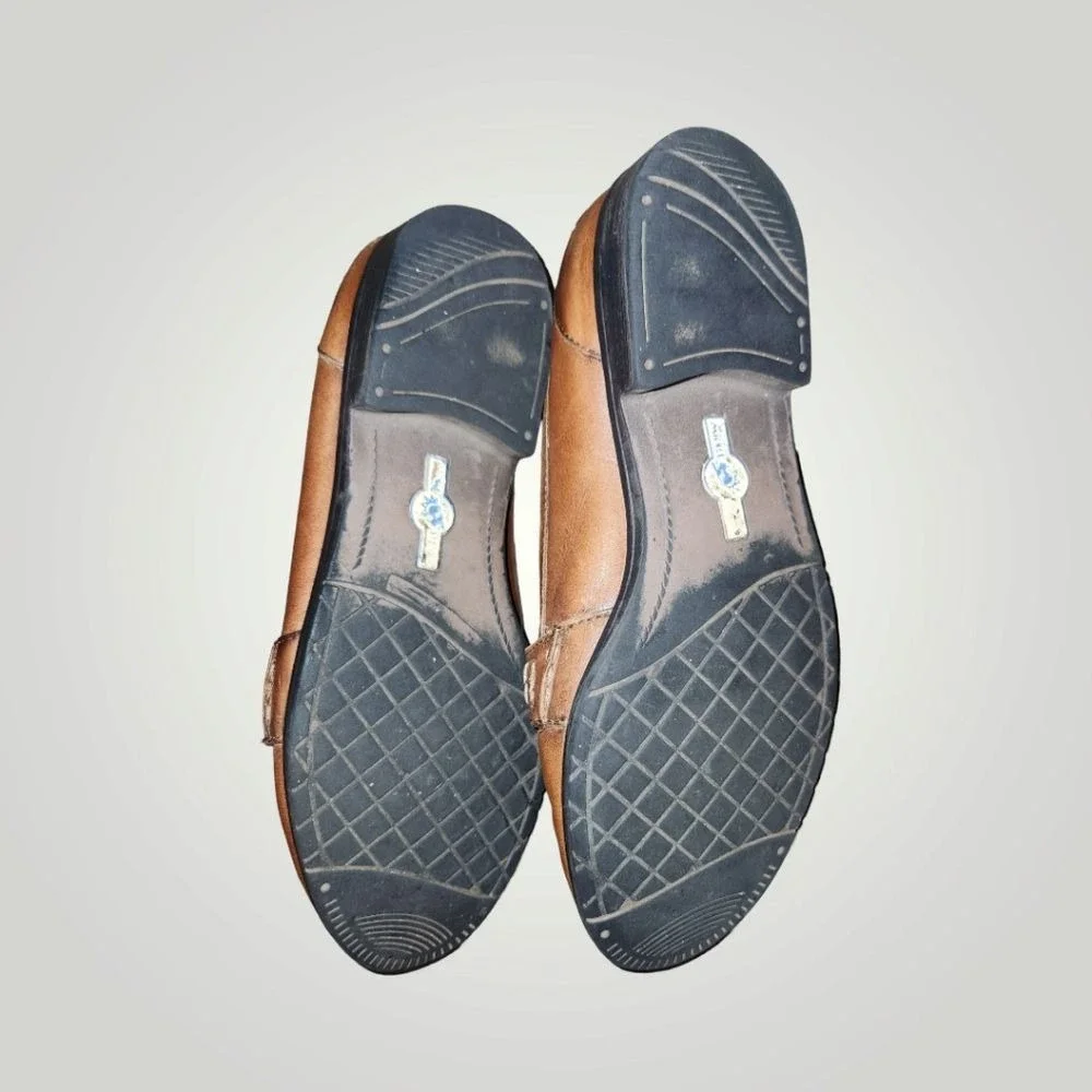 Michel M 7.5 M brown slip on tassel loafer